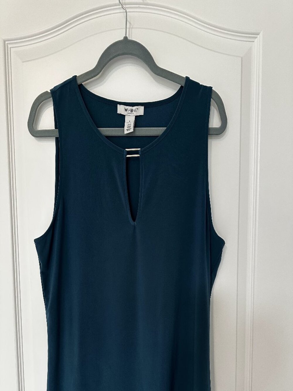 White House Black Market Tank Top Silver Hardware Notch Neck Top -Teal - Size L